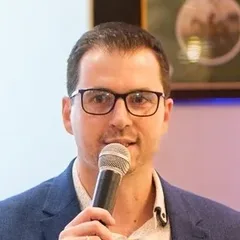 Süvöltős László